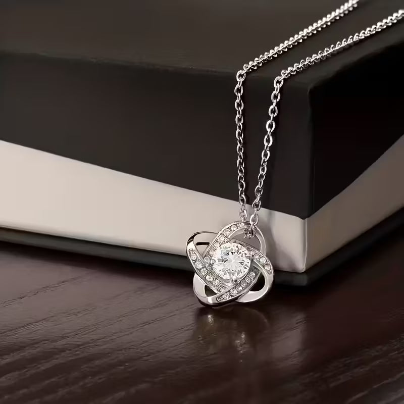 Fashionable Necklace – Elegant Mother’s Day Gift for Women